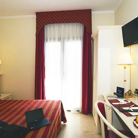 Fashion 4* Valmontone