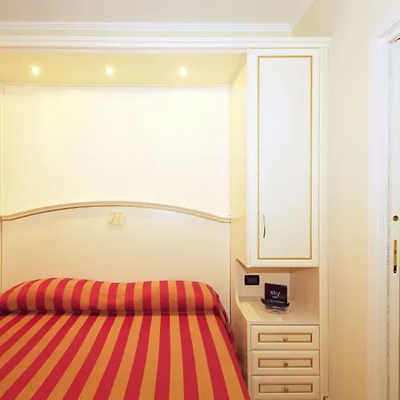 Fashion Hotel 4*