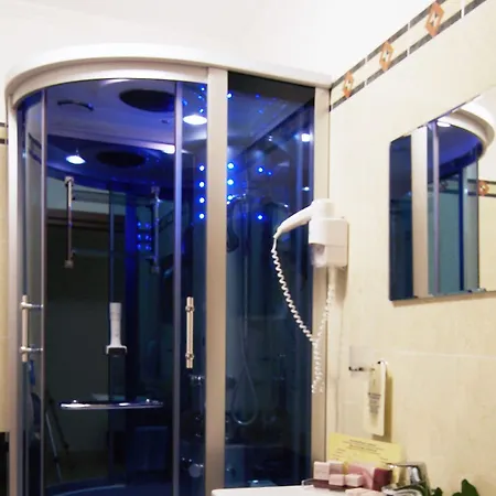 Hotel Fashion 4*
