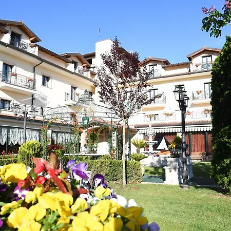 Fashion Hotel