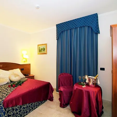 Fashion Hotel Valmontone