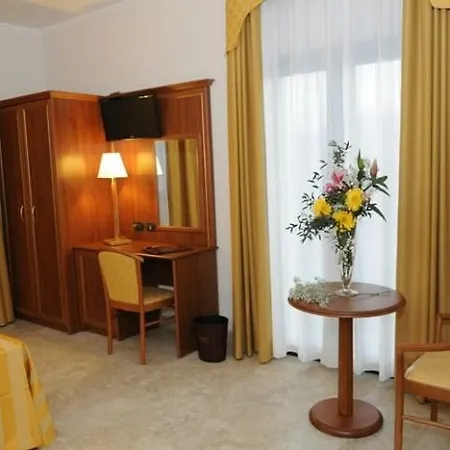 Hotel Fashion Valmontone