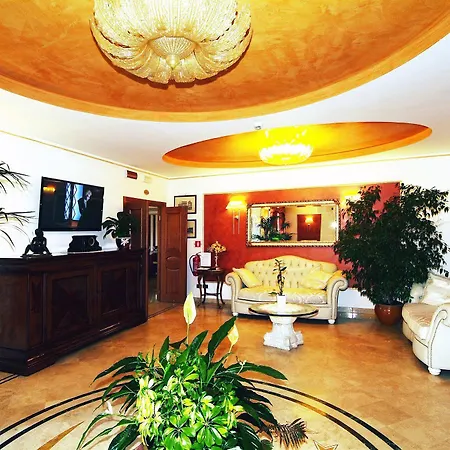 Hotel Fashion 4*
